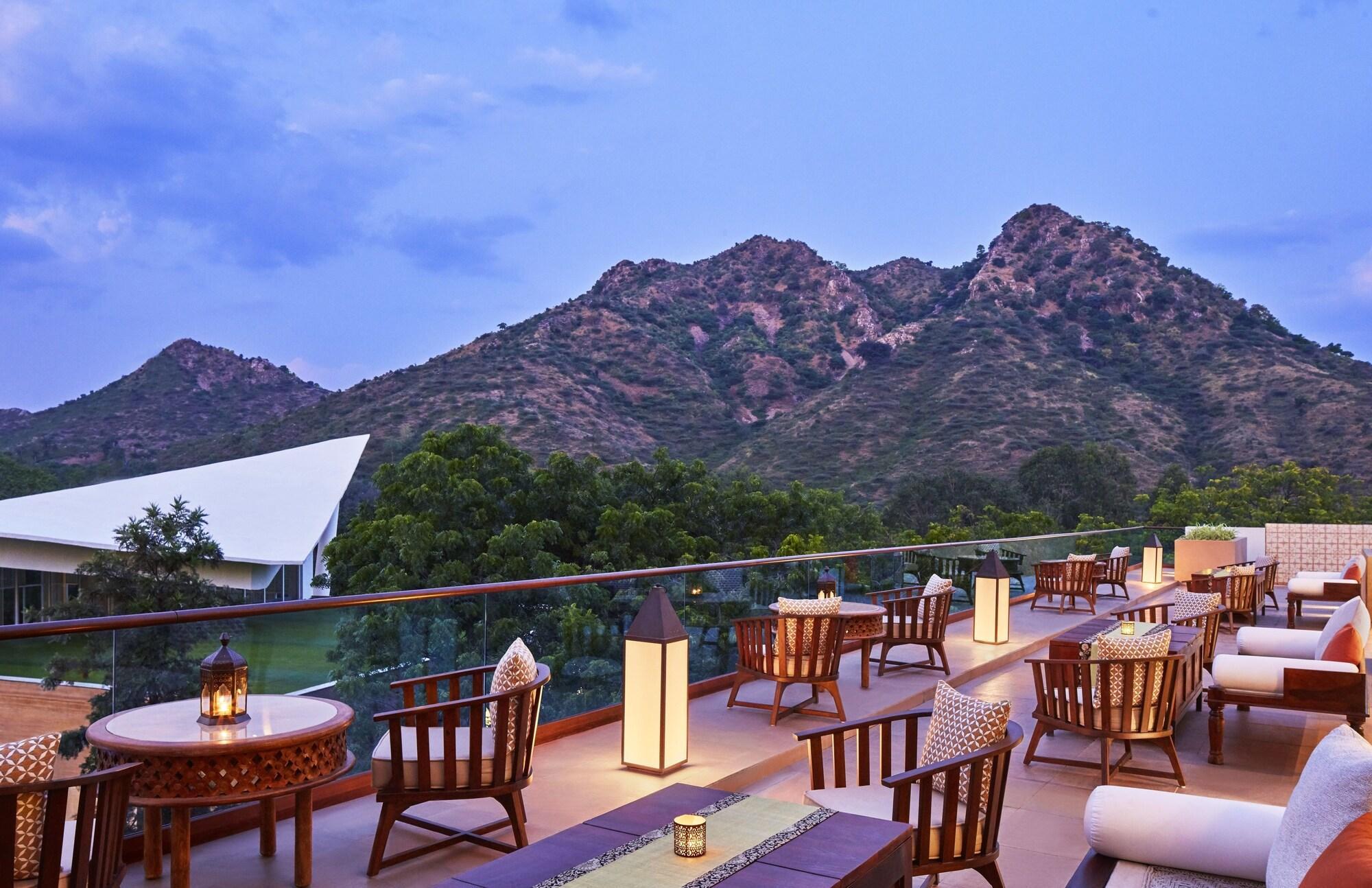 Taj Aravali Resort & Spa ウダイプル エクステリア 写真