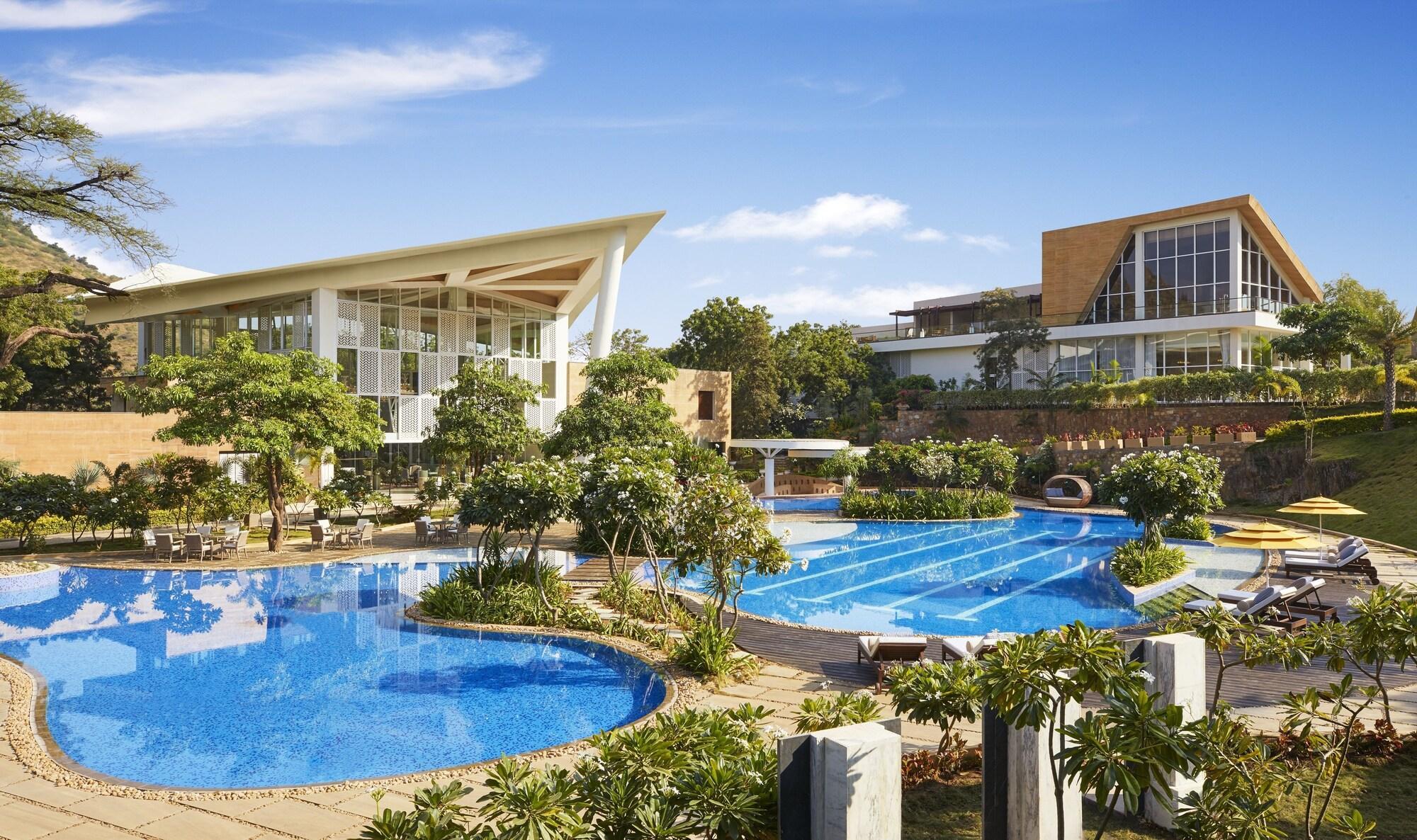 Taj Aravali Resort & Spa ウダイプル エクステリア 写真